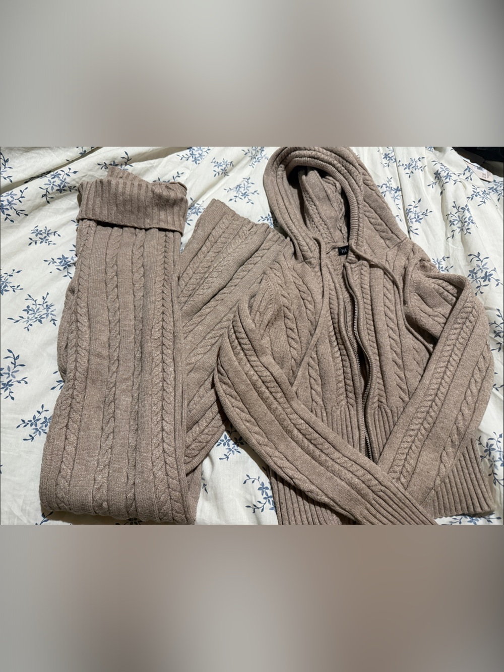 Cable-Knit Zip Hoodie Cardigan and matching pants in Taupe